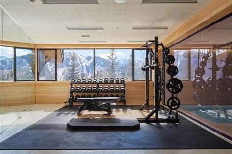10 Home Gyms That Will Inspire You To Sweat Gym Room At