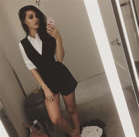 Pin By Myrka Escobar On Babe Fashion Sssniperwolf Mirror Selfie