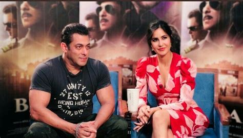 Salman And Katrina Sizzling Chemistry 😍 Bollywood Celebrities Celebrity Look Katrina Kaif