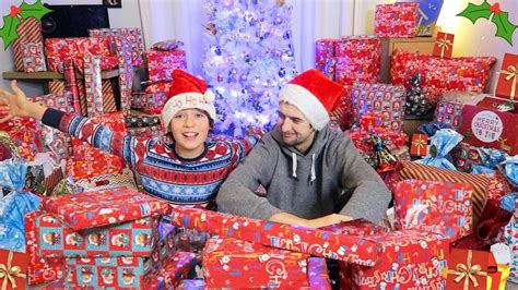 Christmas Morning Present Opening Special 2021 🎁 Brings Tears And Ts Youtube
