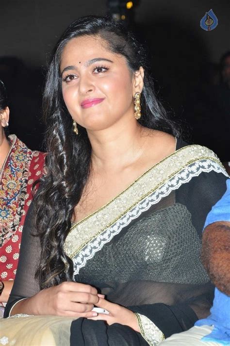 Afficher plus afficher moins thicha a écrit: Anushka Zero Size Photos : The cast of size zero (aka ...