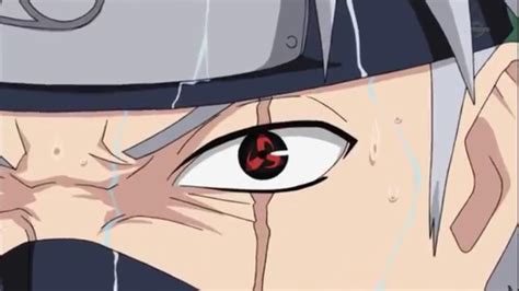 In Episode 214 Of Shippuden Kakashis Eye Has The Colors Mix Up Rnaruto