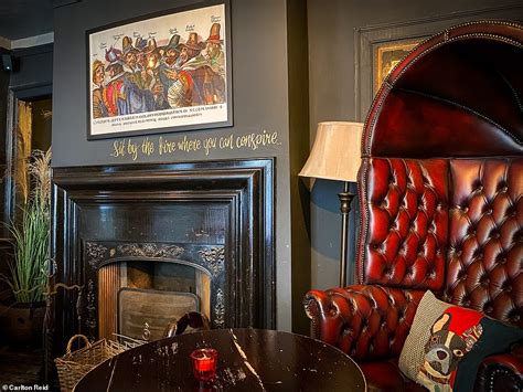 Inside The Creaky York Pub Thats The Birthplace Of Guy Fawkes Daily Mail Online