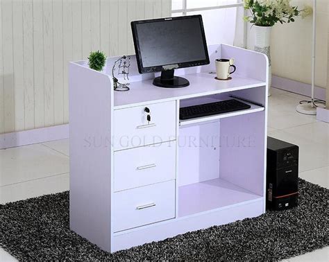 Here are my recommended reception desks that are modern & stylish, leaving ultimately the right reception desk for you will depend on a number of factors like your type of even if your reception area is small, you will make a positive first impression with this stylish glass top desk by esquire. White Modern Small Restaurant Reception Desk Furniture (sz ...