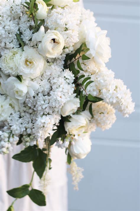 Check spelling or type a new query. White lilac and ranunculus bouquet. Perfect for a romantic ...