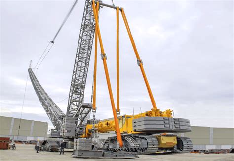 Liebherr System Uses Second Crane As Counterweight Construction Week