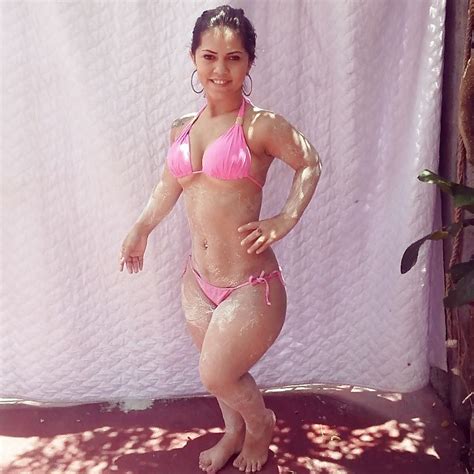Welcome To Shoutgist Photos The Sexiest Dwarf In The World Karina Lemos Turns Instagram Star