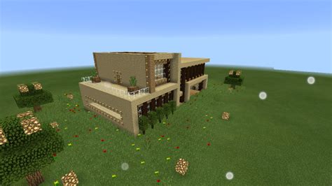 With pillars as the main structure, it looks sturdy. Modern Wooden House Creation | Minecraft PE Maps