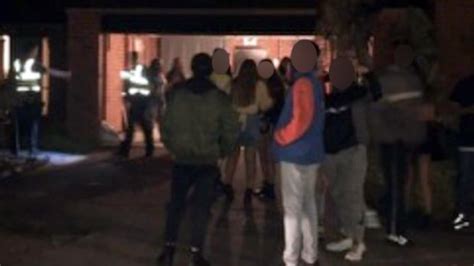 Police Shut Down 200 Strong Party At Airbnb Rented By Teenager