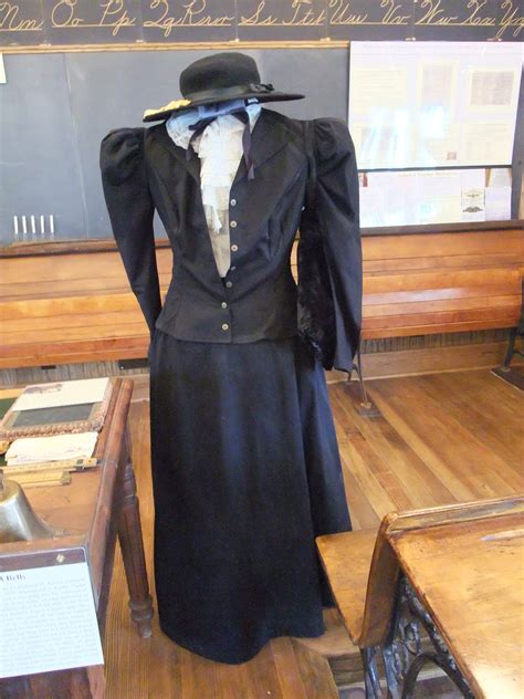 Images Of Historic Iowa 1800s Farm Victorian Fashions And Schools
