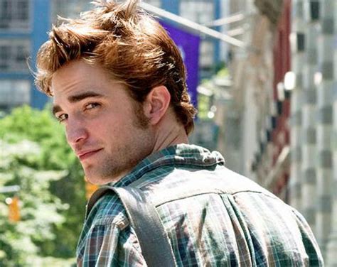 Remember Me Reviews Robert Pattinson Non Twilight Drama Dismissed