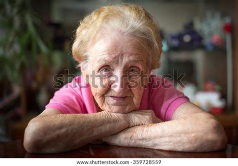 Portrait Old Woman Closeup Stock Photo 359728559 Shutterstock