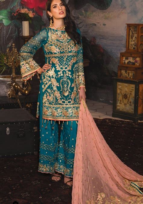 Latest Embroidered Pakistani Suit Of Women P2680 Pakistani Formal
