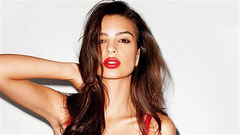 Forget Blurred Lines We Love Emily Ratajkowski For Her Stance On Sexuality And Empowerment
