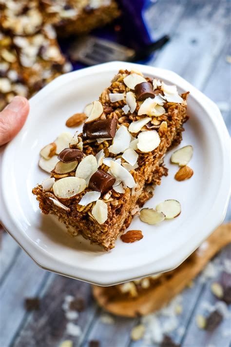 If you're looking for a healthy and easy treat to make, i definitely recommend trying these no bake oatmeal bars. Almond Joy Oatmeal Breakfast Bars - HEALTHY Baked Oatmeal ...