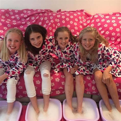 Girls Pamper Parties In Hertfordshire Glitter And Gloss