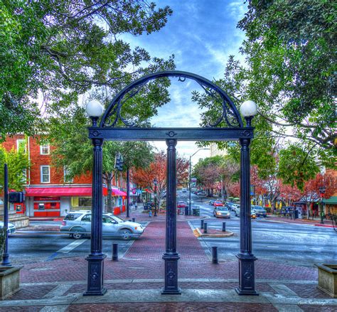 Athens Ga The Uga Arch Streaking College Avenue Architectural Art