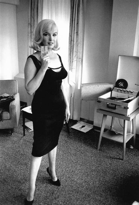 ON THE FLIP SIDE Vinyl Frontier Marilyn Monroe