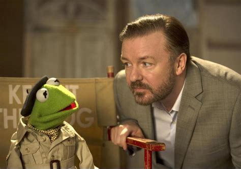 Review Muppets Most Wanted With Kermit Miss Piggy Tina Fey Ricky