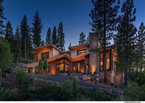 Northern California Mountain Retreat Displays Impressive Design Details