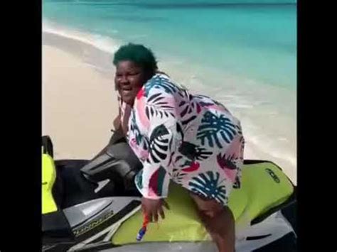 Huge Jamaican Women On Jetski Lets It Rip Haha Youtube