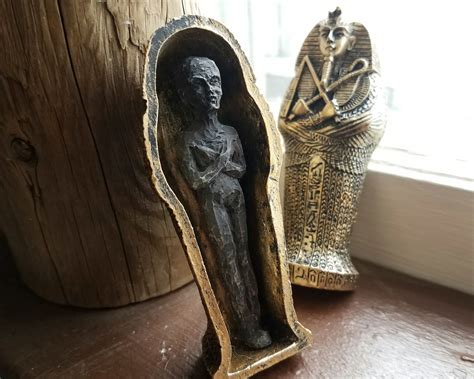 Mummy In Coffin Egyptian Sarcophagus With Mummy King Tut Etsy