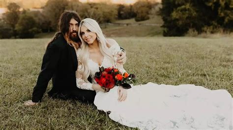 Billy Ray Cyrus Marries Singer Firerose In Perfect Ethereal