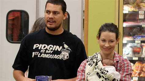 Lost Star Evangeline Lilly Steps Out With Newborn Son