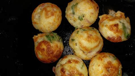Madras samayal sweets in tamil: Kara kuzhi paniyaram recipe in tamil language - YouTube
