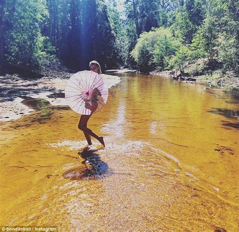 Married At First Sight S Blair Rachel Goes For A Nude River Romp