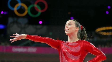 Beth Tweddle Moves Hands And Feet After Neck Surgery Eurosport