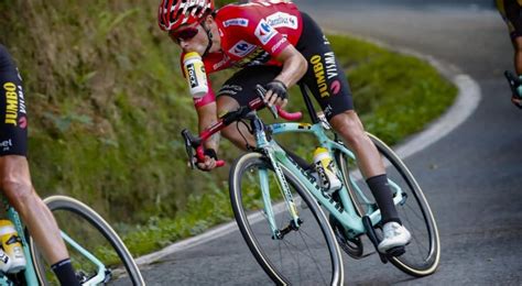 Slovenski kolesar primož roglič je na dirki po franciji vnovič pokazal šampionsko predstavo in osvojil četrto mesto. Tour de France - Primoz Roglic : "J'espère qu'il aura lieu"