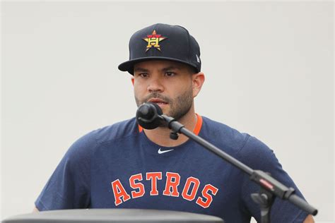 Mlb Rumors The Bizarre Way Astros Jose Altuve Proved To Reporters His