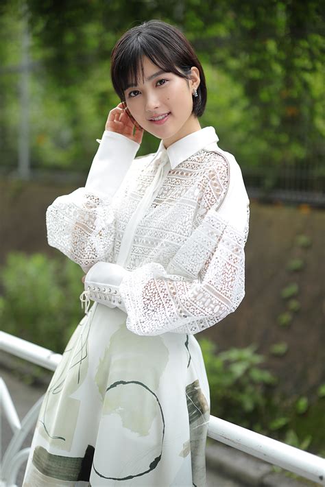 Pick Up Actress 井頭愛海 Hustle Press Official Web Site