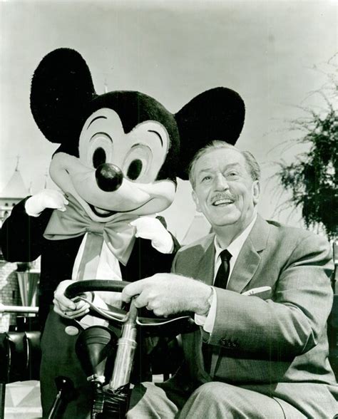 Disneyland Highlights Walt Disney And Mickey Mouse