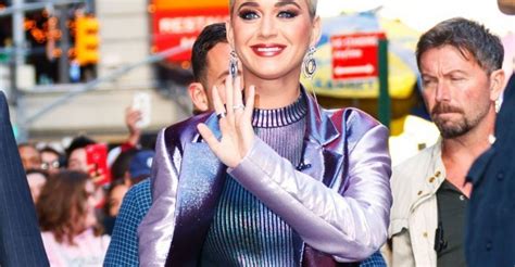 Katy Perry Shades Taylor Swift On American Idol Spin1038