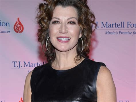 amy grant reveals open heart surgery scar 10 days after operation