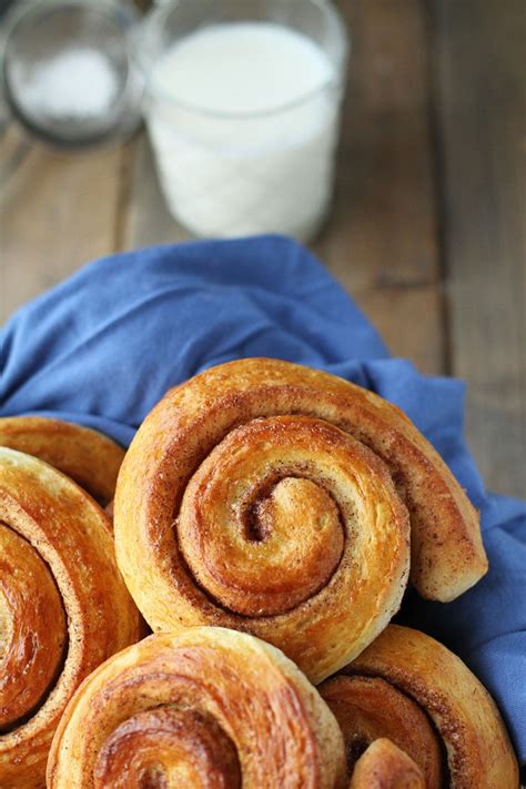 Best Ever Easy Fluffy Cinnamon Rolls Ginger With Spice