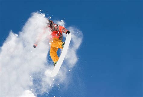 Snowboard Sprung Bilder Und Stockfotos Istock