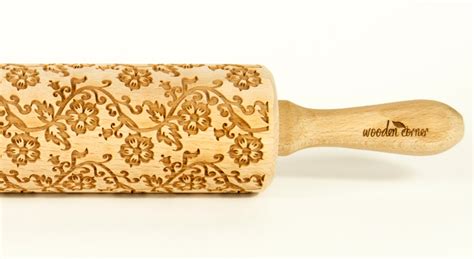 No R029 English Flowers Pattern Vintage Rolling Pin Engraved Rolling