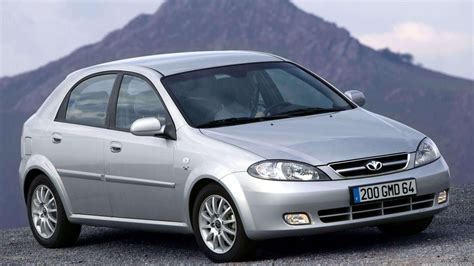Chevrolet Lacetti Images Pictures Gallery