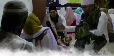 We did not find results for: Ustaz Ujang Bustomi Dituduh Sesat, Simak Faktanya Disini