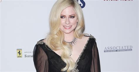 Avril Lavigne Called The Doppelgänger Conspiracy Theory About Her Death