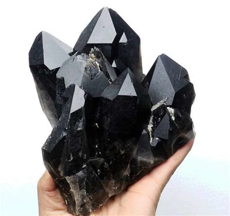 Black Gemstones Buying Guide How To Find The Best Black Stones