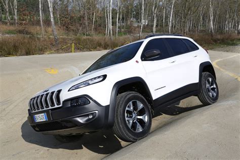 Used Jeep Cherokee 4x4 2014 2019 Review Parkers