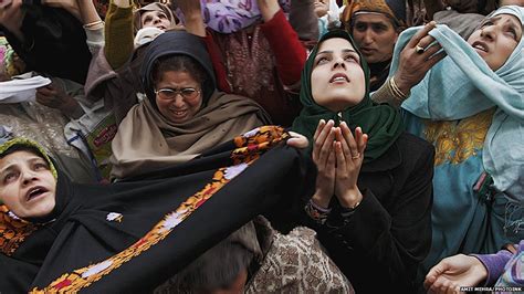 Bbc News In Pictures Life In Kashmir