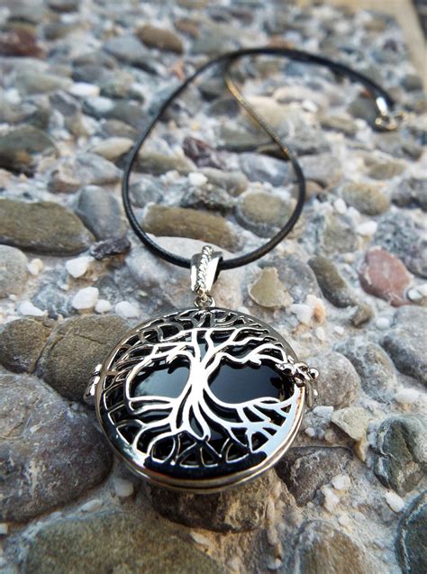 Onyx Pendant Tree of Life Handmade Gemstone Necklace