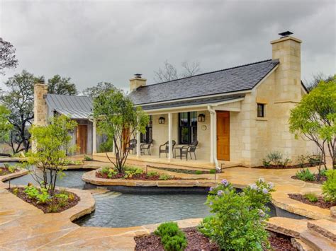 Romantic and group lodging on main street w/pool fredericksburg starting at $99 Come discover Fredericksburg and Texas Hill Country from ...