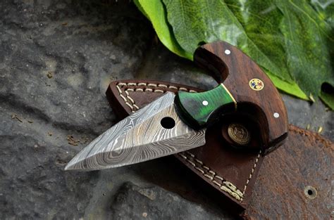 Best Custom Knife Makers Uk
