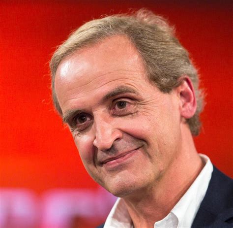 Semantic scholar profile for florian homm, with 12 highly influential citations and 11 scientific research papers. Florian Homm: Warum der Börsenstar gegen Unternehmen ...